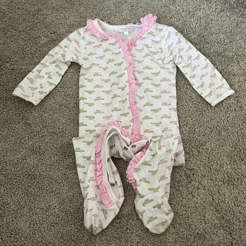 Magnolia Baby 12M Footies